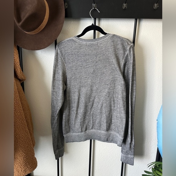 Wildfox grey I love you more than pizza graphic pullover v neck sweatshirt - Picture 4 of 4